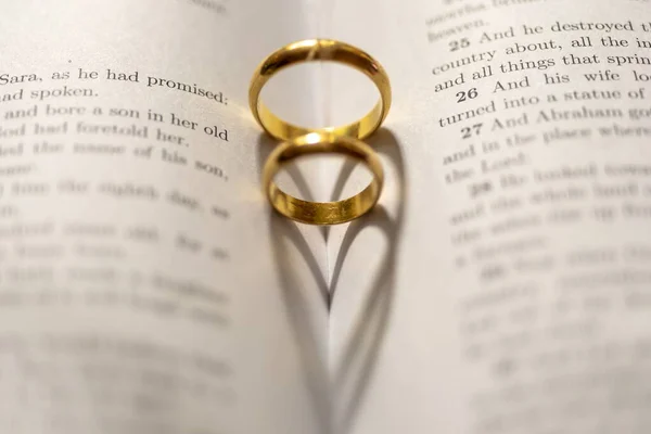 Wedding Rings, Bible